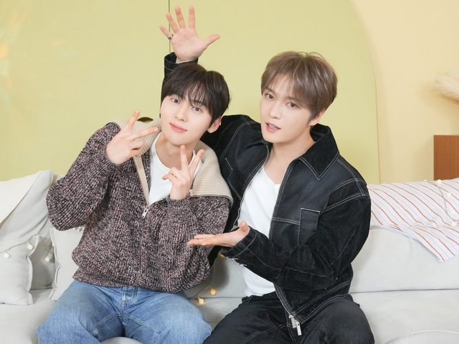 【#16】© A+E GLOBAL MEDIA KOREA