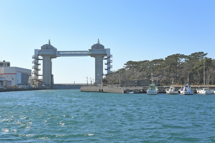 沼津港からの眺め「駿河湾びゅうお」