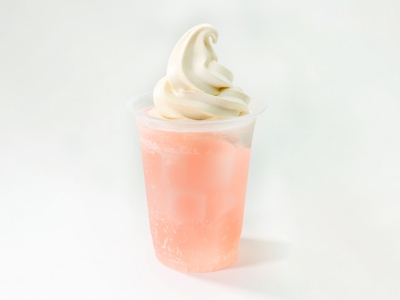 ピンクリボン　ももフロート　450円(税抜)