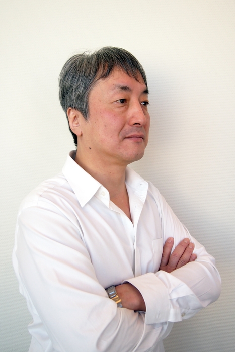 演出家:岩田 達宗