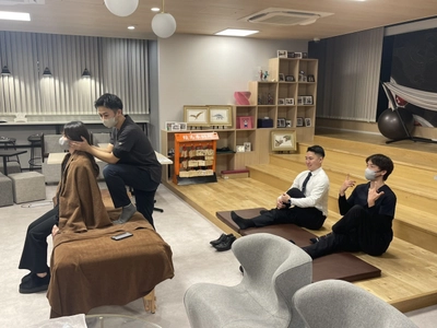 社員の健康を大切にする職場づくり
身体の不調に向き合う「整体」福利厚生をテスト導入