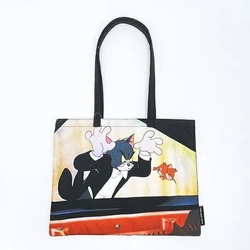 音楽好き必見！トムとジェリーからピアノデザインのトートバッグが登場です