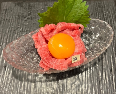 塩ユッケ
