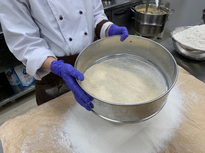 【お米を製粉】