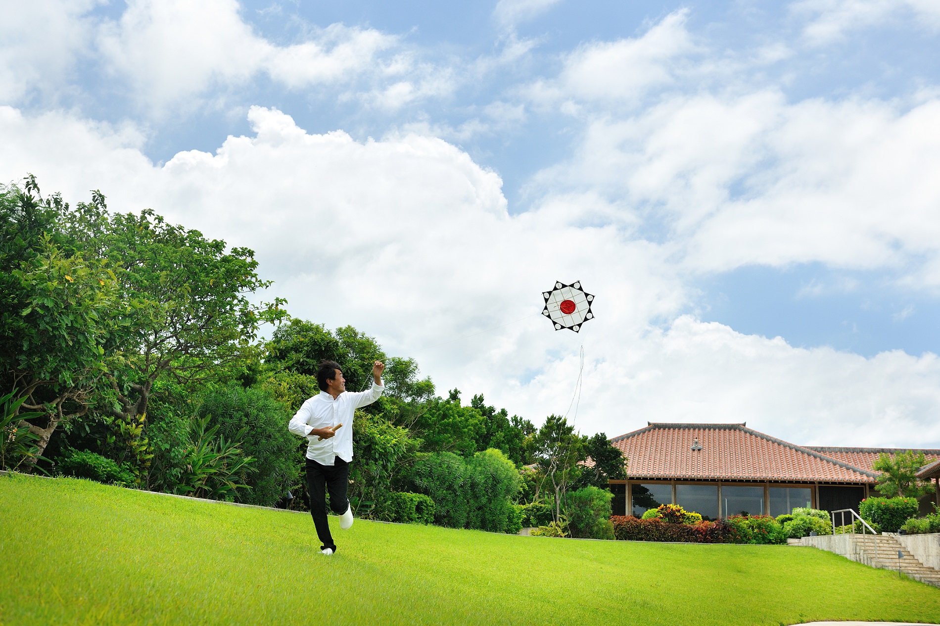 【星のや竹富島】デジタル機器から離れてリフレッシュ!「脱デジタル滞在・竹富島 ~伝統凧づくり~」を冬限定で実施|期間:2022年1月11日〜2月28日