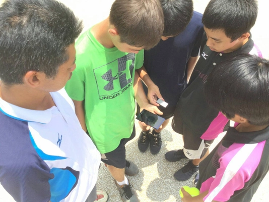 紫外線研究等を行う企業が沖縄の中学校教諭と協力！ 公立中学初「リアルタイム紫外線測定デバイス QSun」を導入し 屋外部活動での本格紫外線予防を実践