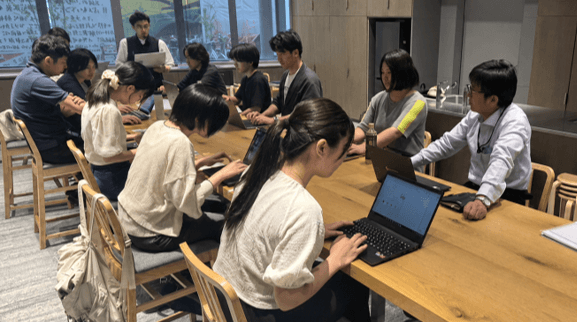 株式会社エイコー⾷品とミーティングを行う古殿ゼミ生