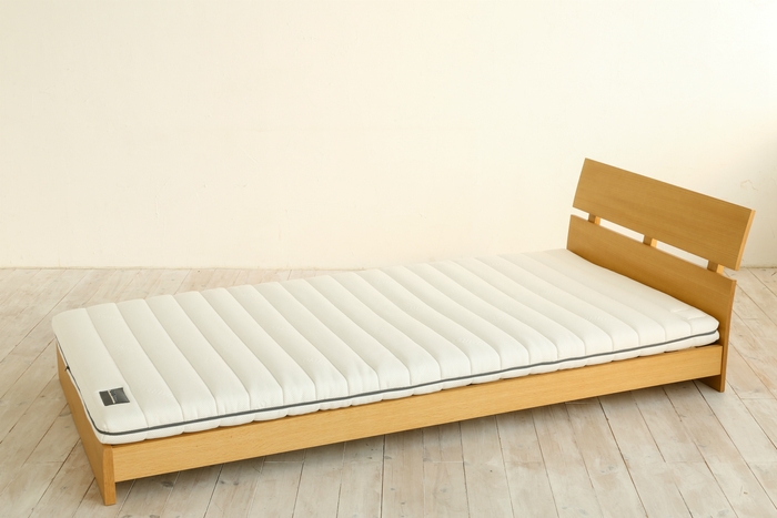 ベッドマットレス