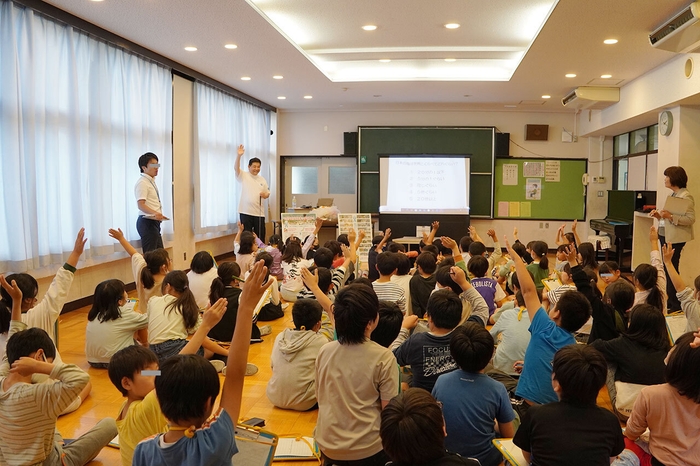 社団の経歴(小学生向けプラごみ出張授業)