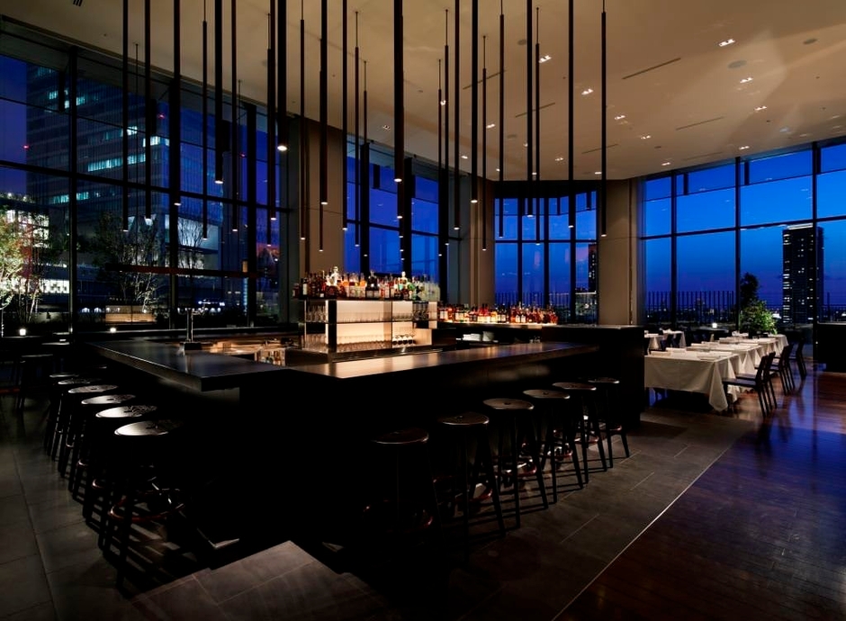 ▲南館 9F「THE COSMOPOLITAN GRILL|BAR|TERRACE 」店内イメージ