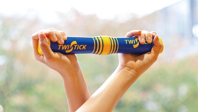 産学連携により共同開発したミカサの運動器具 “TWISTICK”販売開始