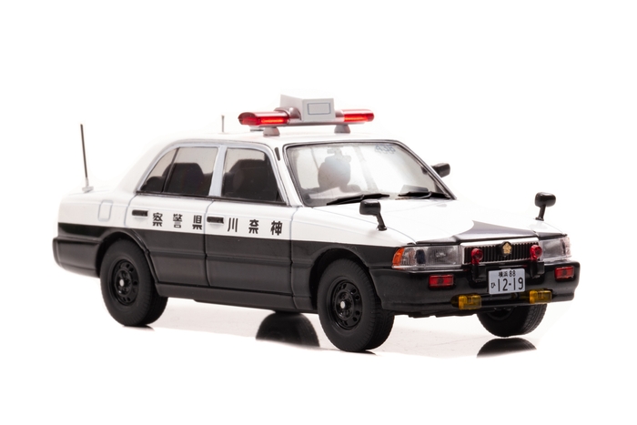 日産 クルー 1995 神奈川県警察交通部交通機動隊車両 (438):右前