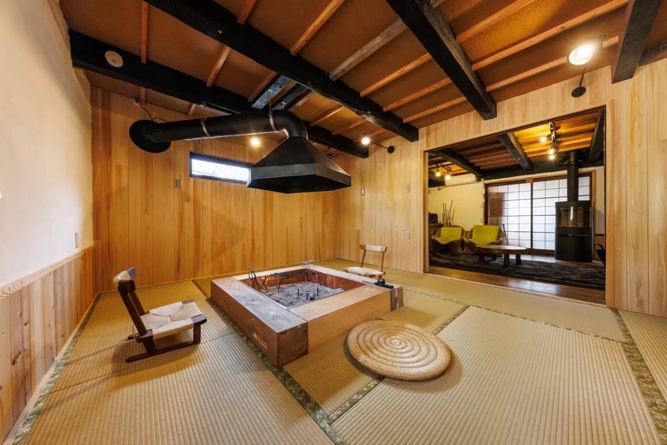 昔ながらの囲炉裏
