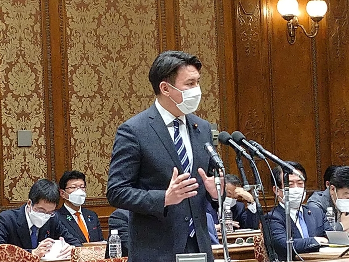 斎藤勇士アレックス氏(国会質問)