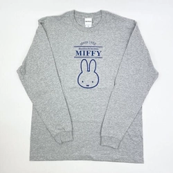ミッフィーのロンTでかわいいをプラス。シンプルで万人にフィットするデザインです。家族やお友達とお揃いにしてもかわいいかも。