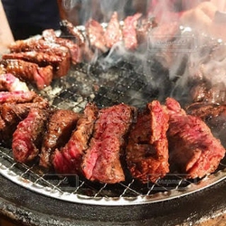 食肉の秋！「肉祭りINパラダ」9/23(金)～9/25(日)開催　 佐久平ハイウェイオアシス　パラダで 肉1tと大阪名物を食い尽くせ！