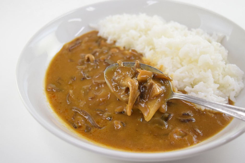 3種類のキノコを使用したカレー