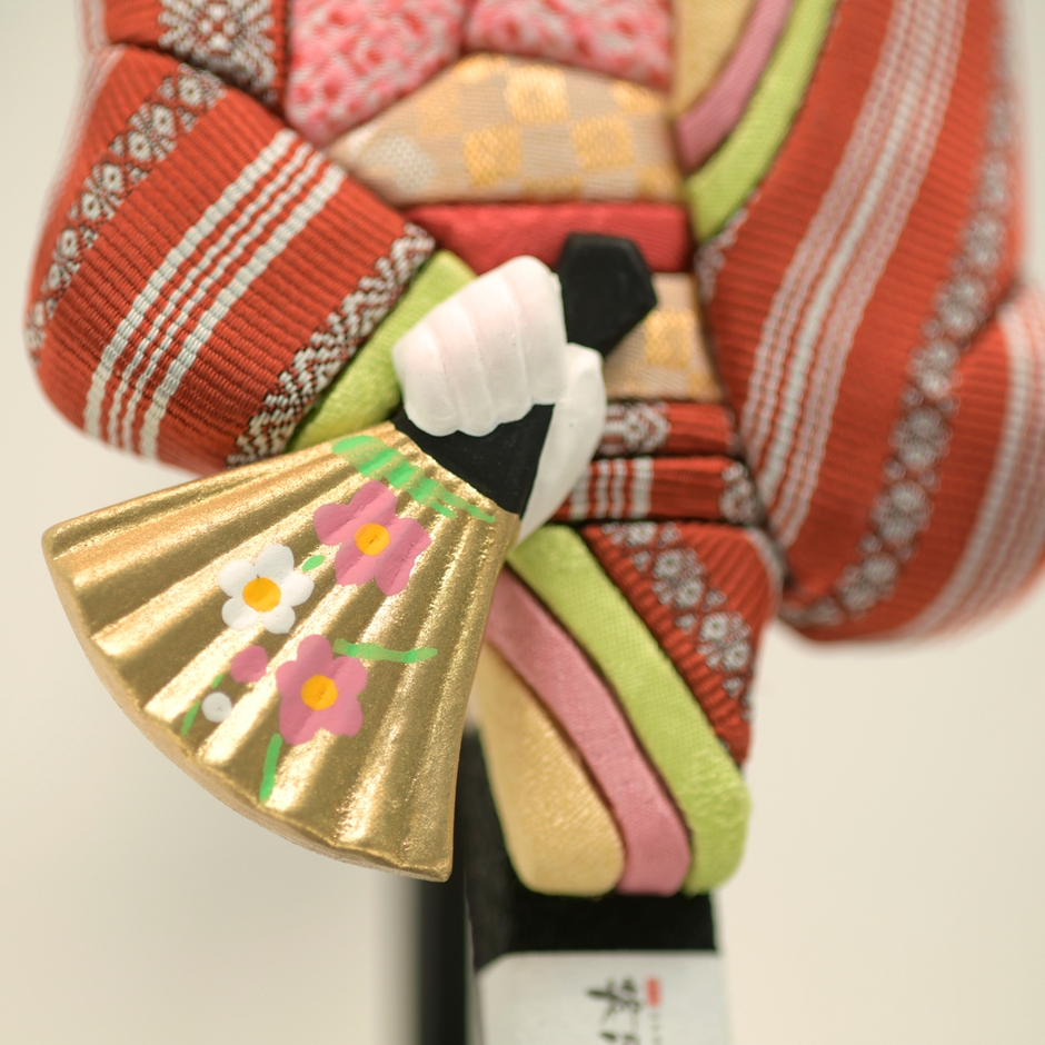 博多人形の扇(博多人形)