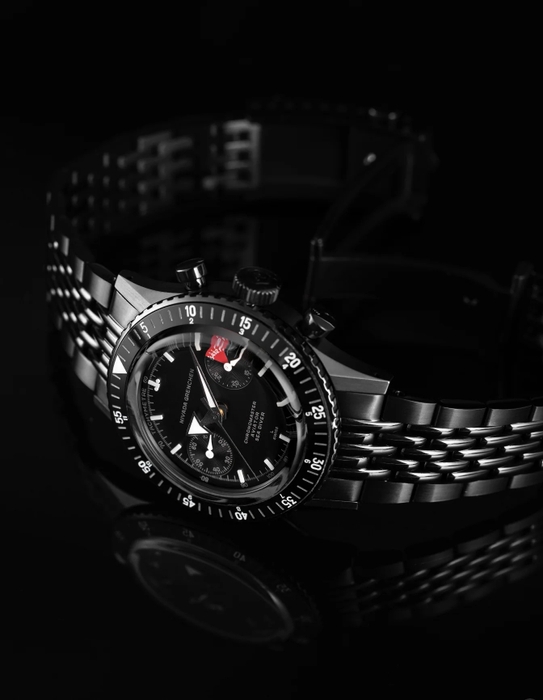 50本限定「ChronomasterAviator Sea Diver Full Black」