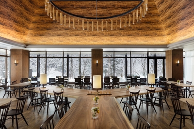 Dining & Bar LAVAROCK