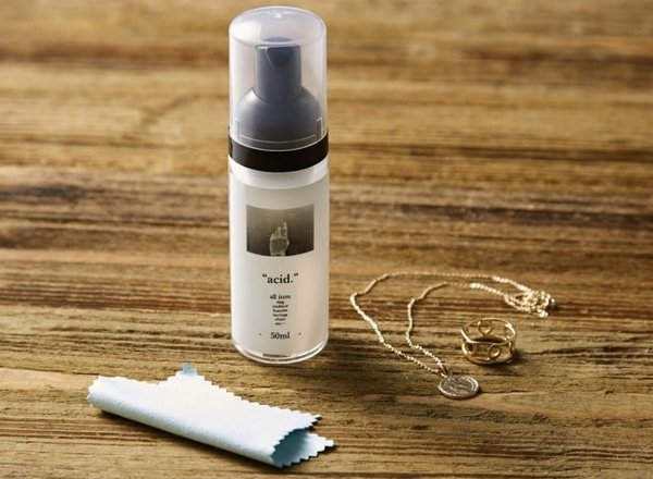 アクセサリー専用クリーナー「acid.（アシッド）」