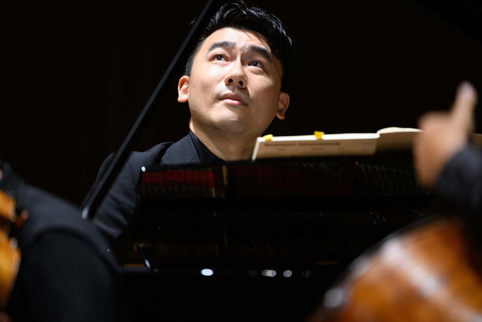 秋元孝介(ピアノ)(c) Fumiaki Fujimoto
