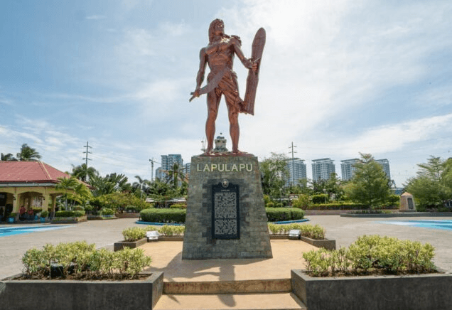 ラプラプ/マゼラン記念碑