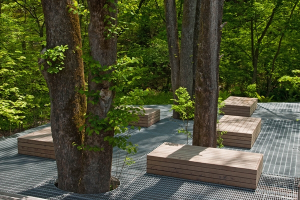 「昼寝デッキ」