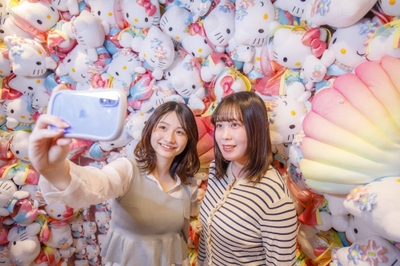 HELLO KITTY© 2026 SANRIO CO., LTD. APPROVAL NO. L660041