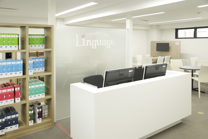 池袋東口から徒歩4分。圧倒的に安くて初心者にやさしい完全月謝制英会話スクールLinguage(リンゲージ)が8校目を開校!