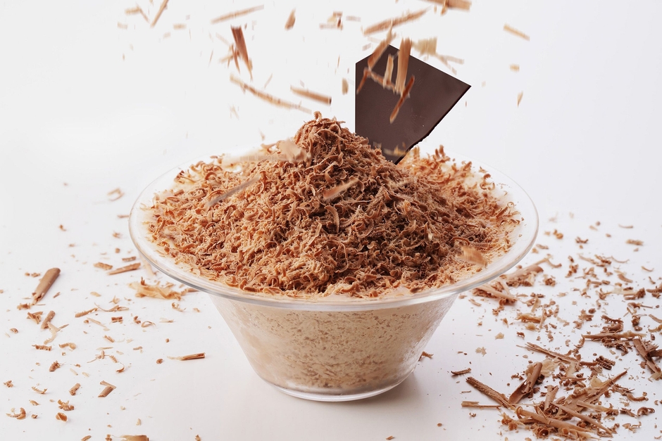 希少なアリバを目の前で削る「横浜スノーチョコレート アリバ」