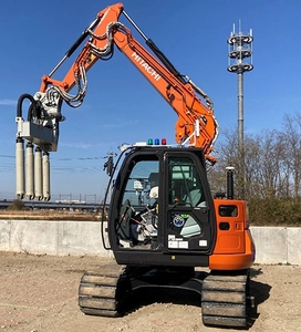 ダム用油圧ショベル型バイブレータの遠隔化・自動化を実現する システム「RABV(ラ・ビブ)」の開発