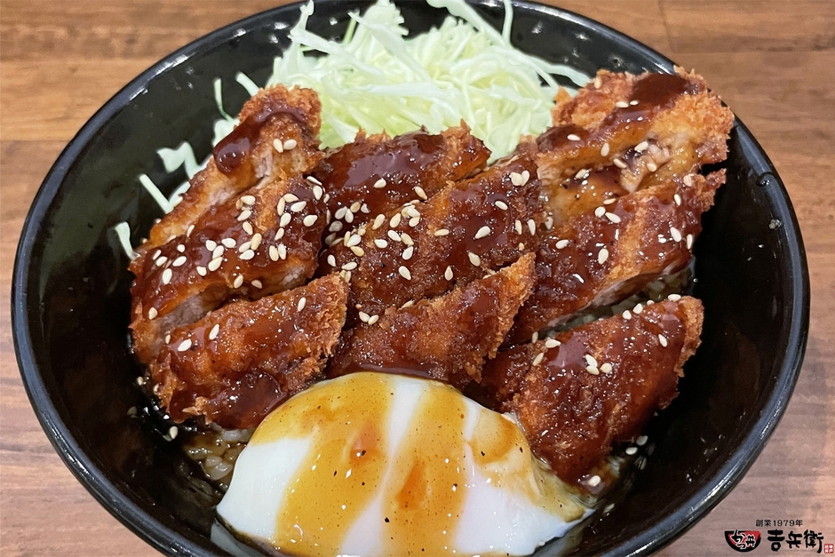 手羽唐みたいなかつ丼 並盛