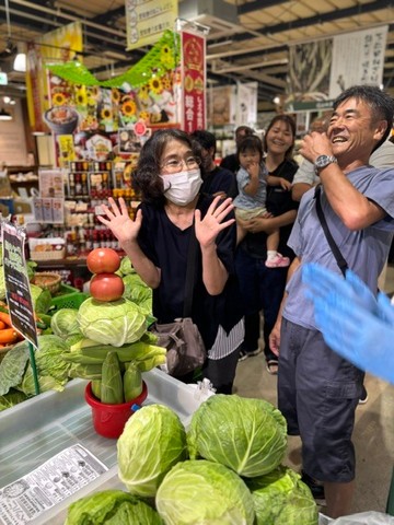 30秒一本勝負！積めるか！？ド迫力「野菜タワー」