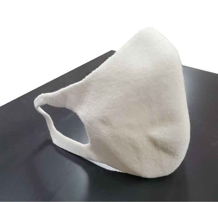 無縫製ニットマスク　クリーム