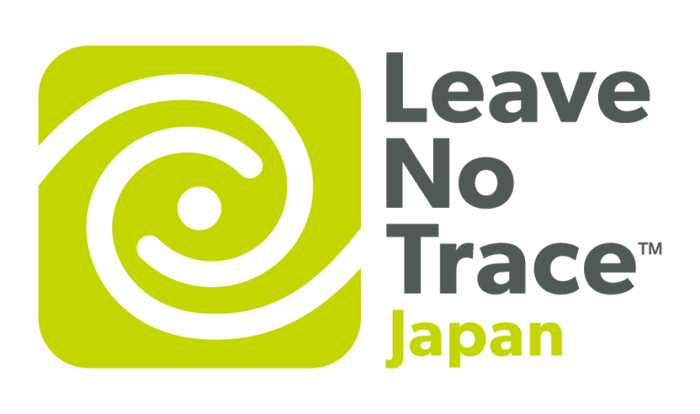 Leave No Trace ロゴ