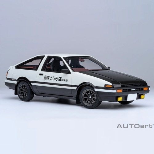 1/18スケール トヨタ スプリンター トレノ (AE86) 「頭文字D」(C)しげの秀一/講談社