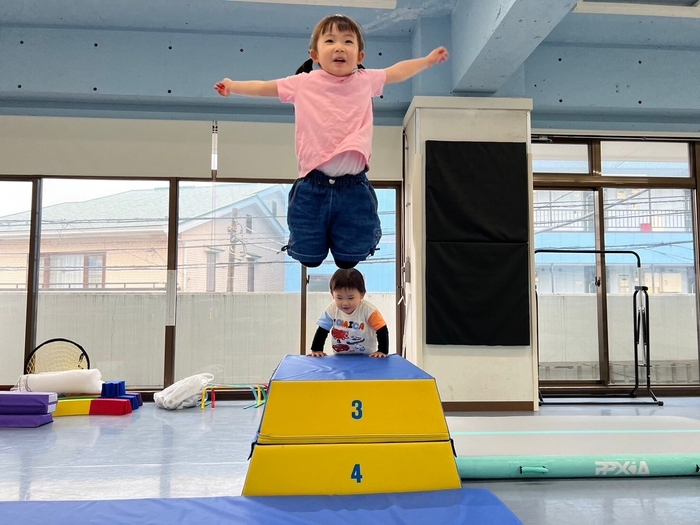 レッスン風景(親子体操) 1