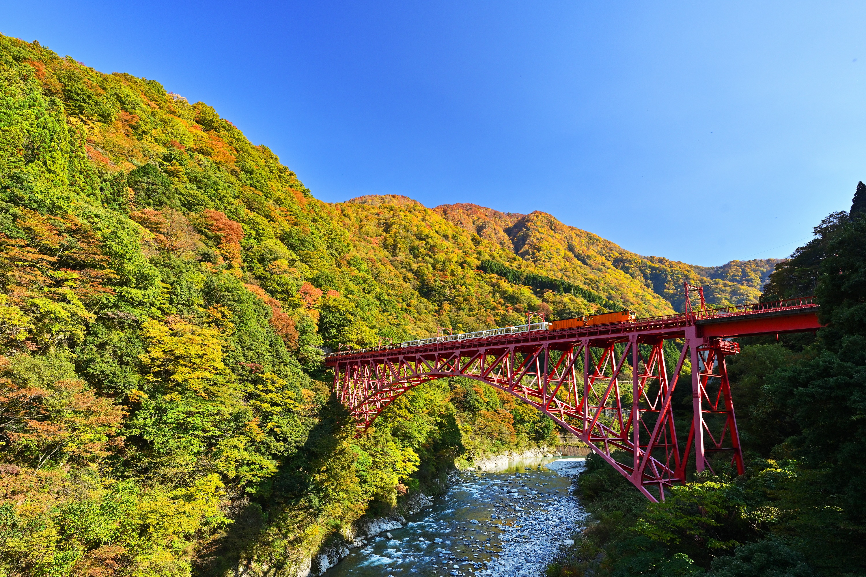 黒部峡谷鉄道　「ジャパン・レール・パス」等を利用した訪日観光客向け乗車割引の実施について