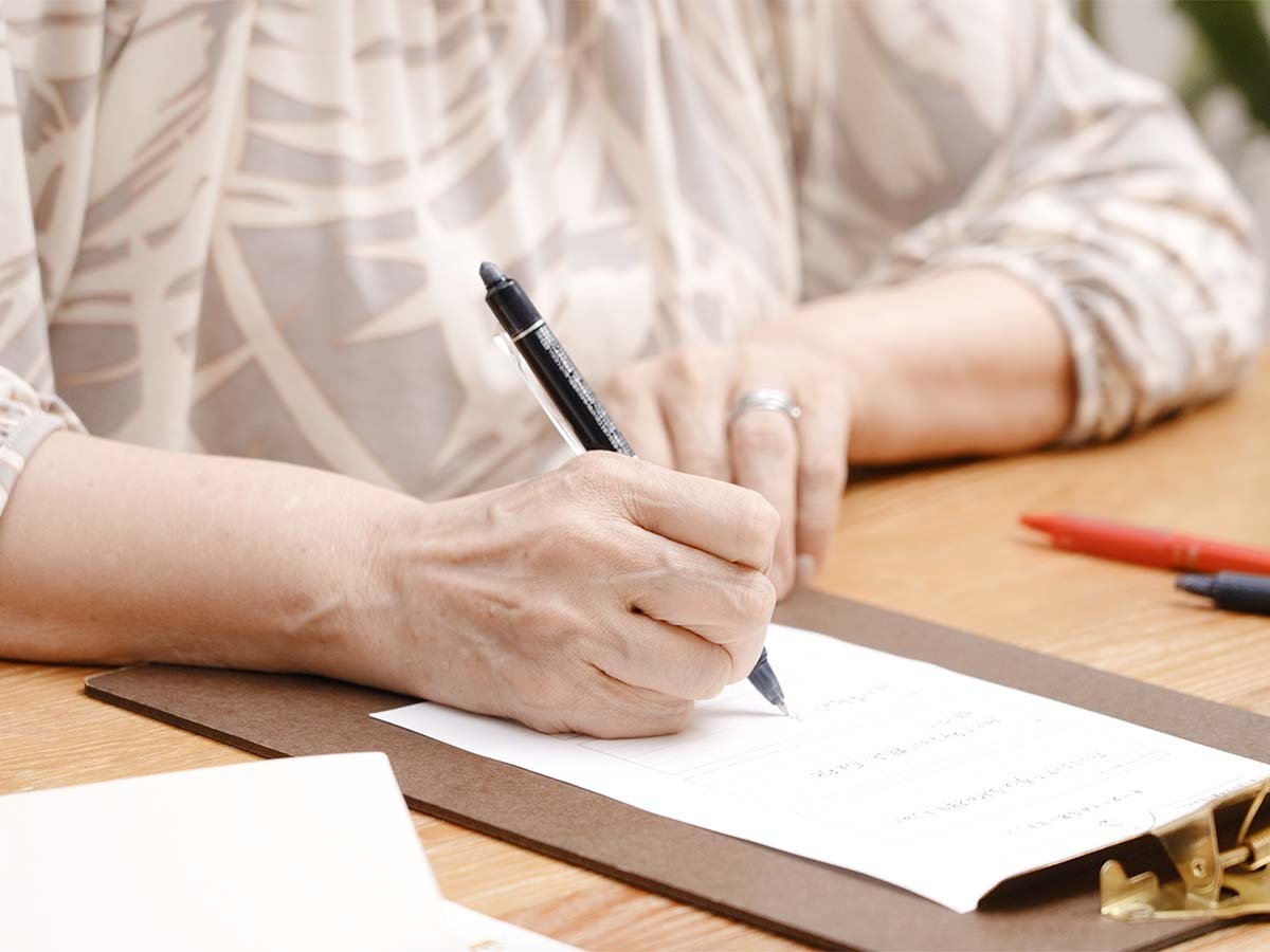 オリジナルシートに記入の様子