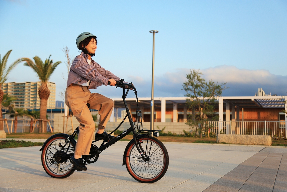 RENAULT Marseille Nouveau206E_image4