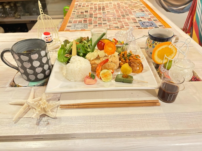 大人のお子様ランチ1&#44;980円(税込)