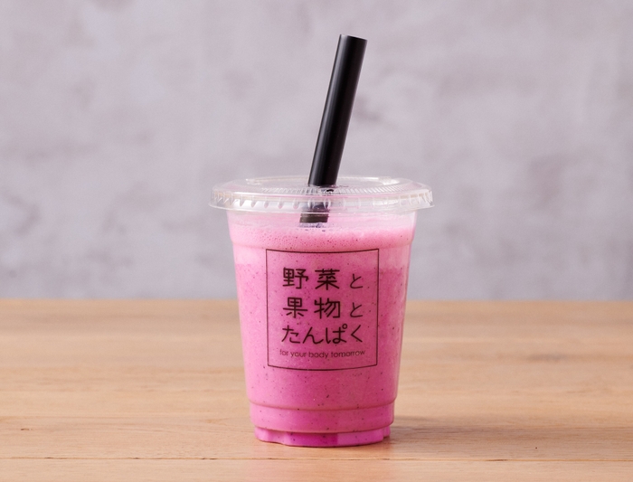 野菜と果物とたんぱく_ドラゴンフルーツとキャベツとたんぱく(スムージー)