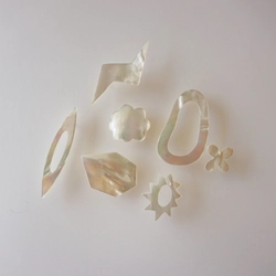 ミャンマーの職人と日本のデザイナーが作る、白蝶貝を使った エシカルジュエリーのブランドmunaが Life with Jewelry @3331 Arts Chiyodaに初参加