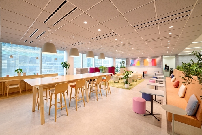 東京本社 PRATTO cafe