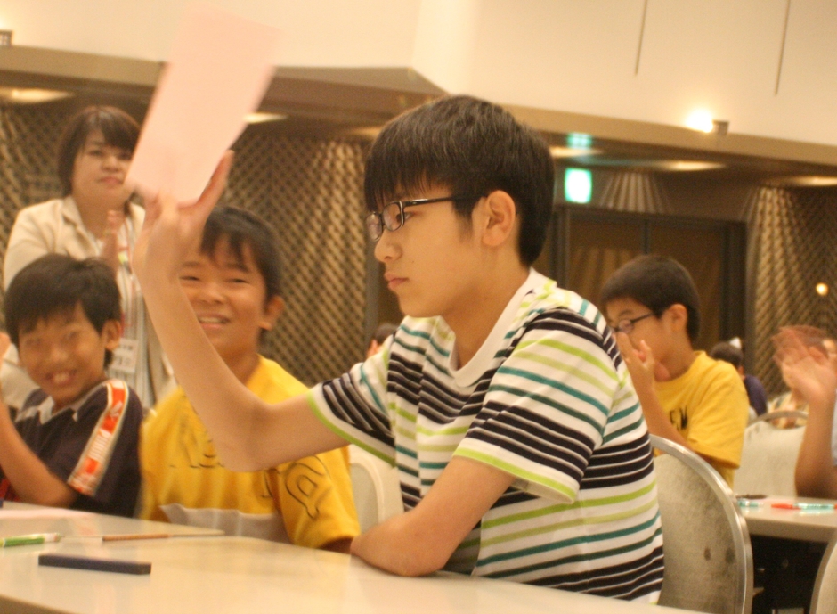 読暗算競技 珠算式暗算で瞬時に計算(5桁~12桁)