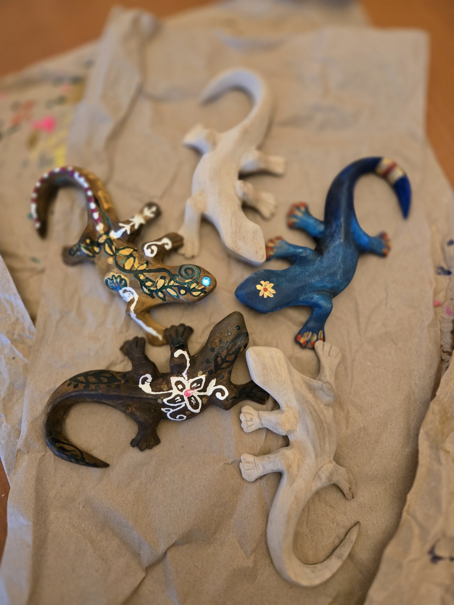 楽しみながら社会貢献〜ワークショップで孤児施設を応援〜鎌倉小町でバリ島の子どもたち展とバリ島アート体験