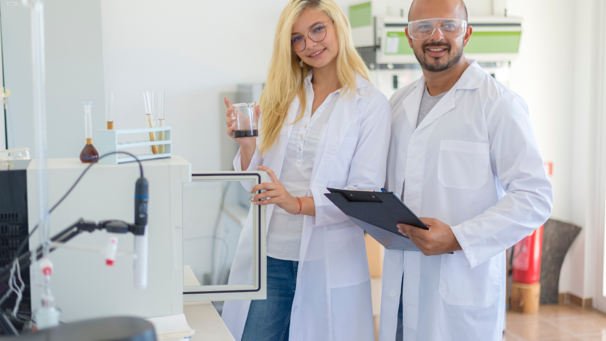 臨床検査の市場規模は2028年までに3,421億4,000万ドルに達する見込み