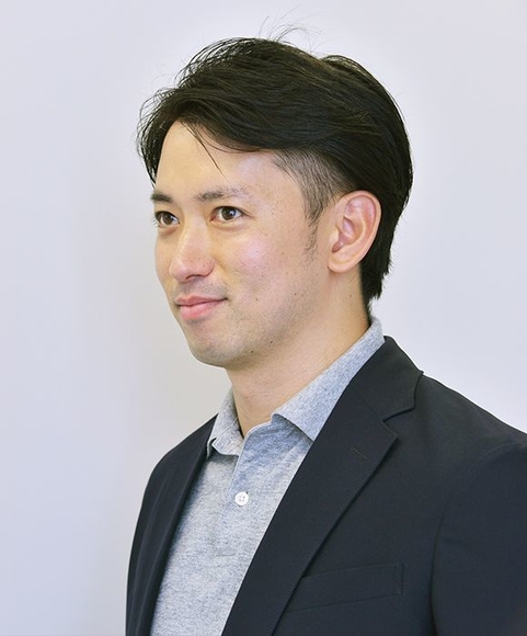 ビカム株式会社 蠣原 侑也