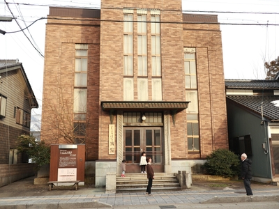「織館」の外観